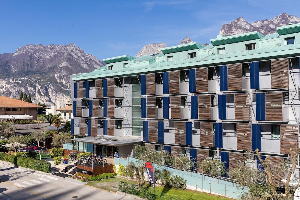 Caravel Bike Hotel Torbole Sul Garda Dış mekan fotoğraf