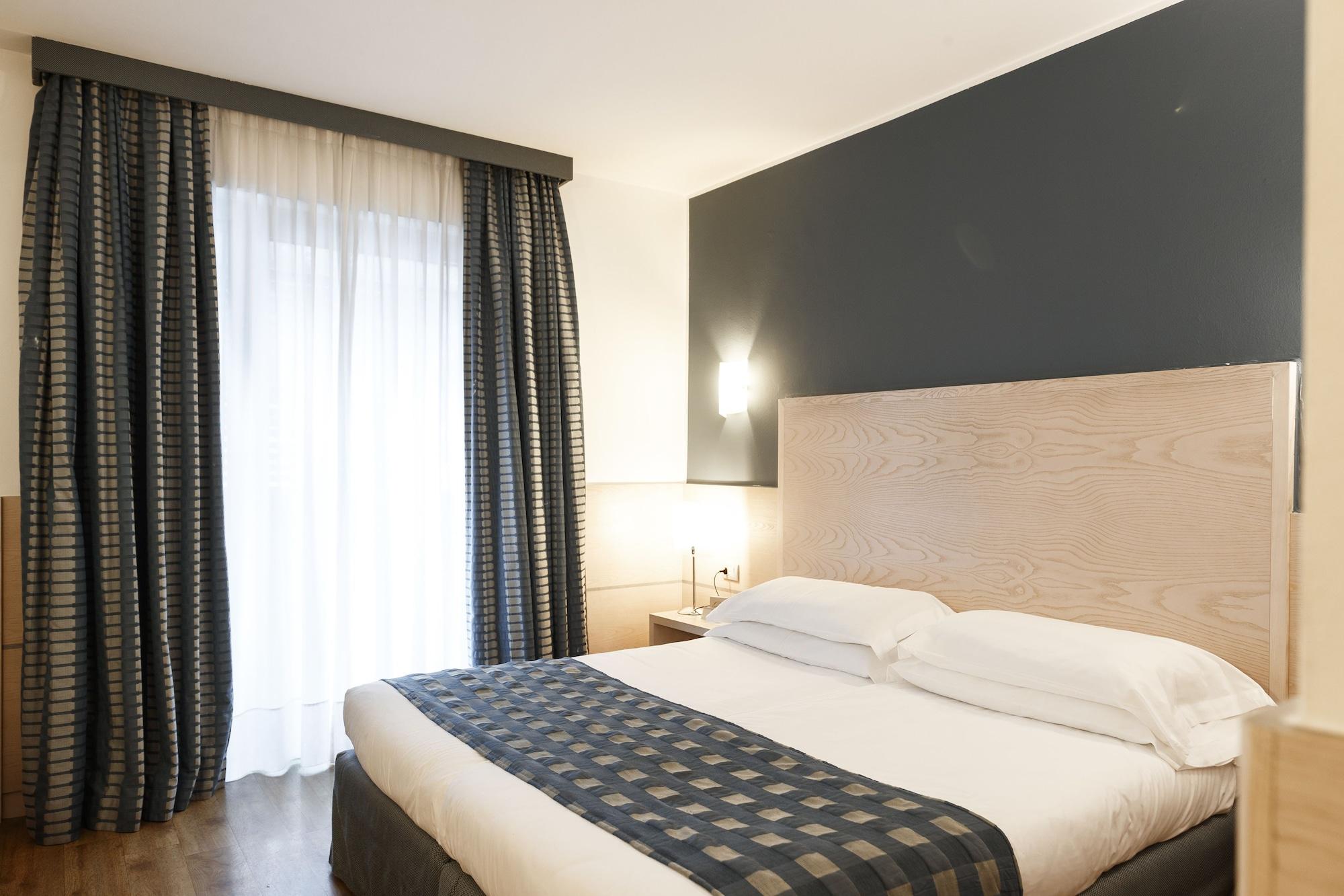 Caravel Bike Hotel Torbole Sul Garda Dış mekan fotoğraf